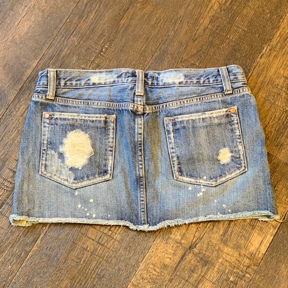 🛍2/$25 American Republic Distressed Jean Skirt - Picture 2 of 5